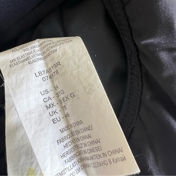 NWOT La Blanca Sexy One Piece Swimsuit - Picture 7 of 7